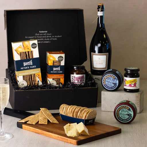 Prosecco & Cheese Gift Hamper Close Up