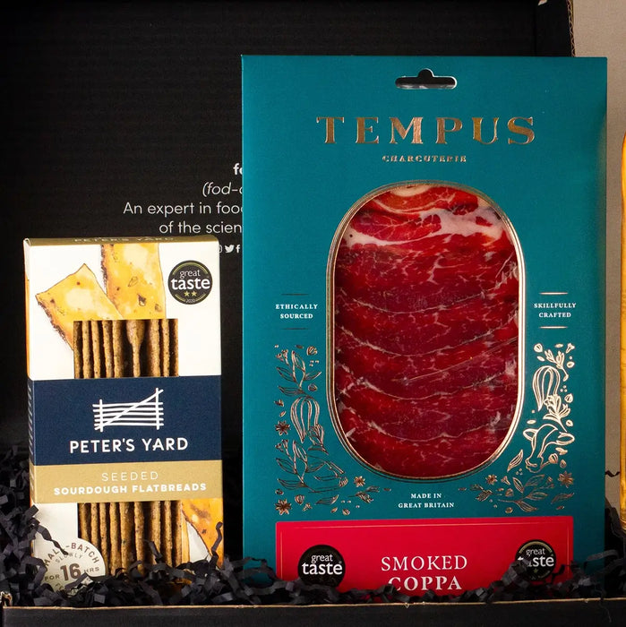 Rose Wine, Snacks, Cheese and Charcuterie Hamper Tempus Close up